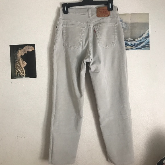 Vintage khaki/beige corduroy Levi’s 550 pants - Picture 2 of 4